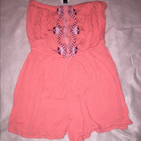 Speechless Other - Speechless Coral short rompers size S